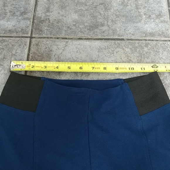 (2/$20) F21 navy leggings size medium - Picture 5 of 6